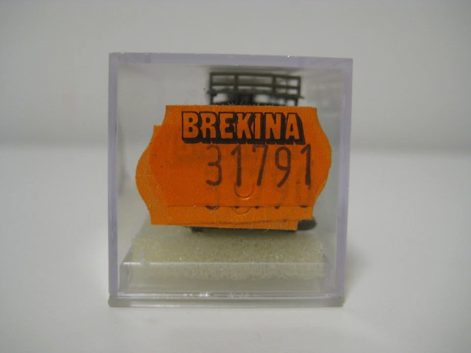 Brekina H0 31791 (1) - Autobús militar Volkswagen T1b - Imagen 4 de 4