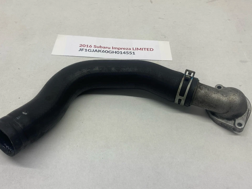 Manguera inferior del radiador Subaru Impreza 2012-2016 2,0 L con cuello de salida OEM Foto 4 de 4