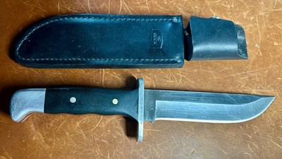 Buck 124 Frontiersman Bowie   USA 2020   Black Micarta   420HC   Leather Sheath