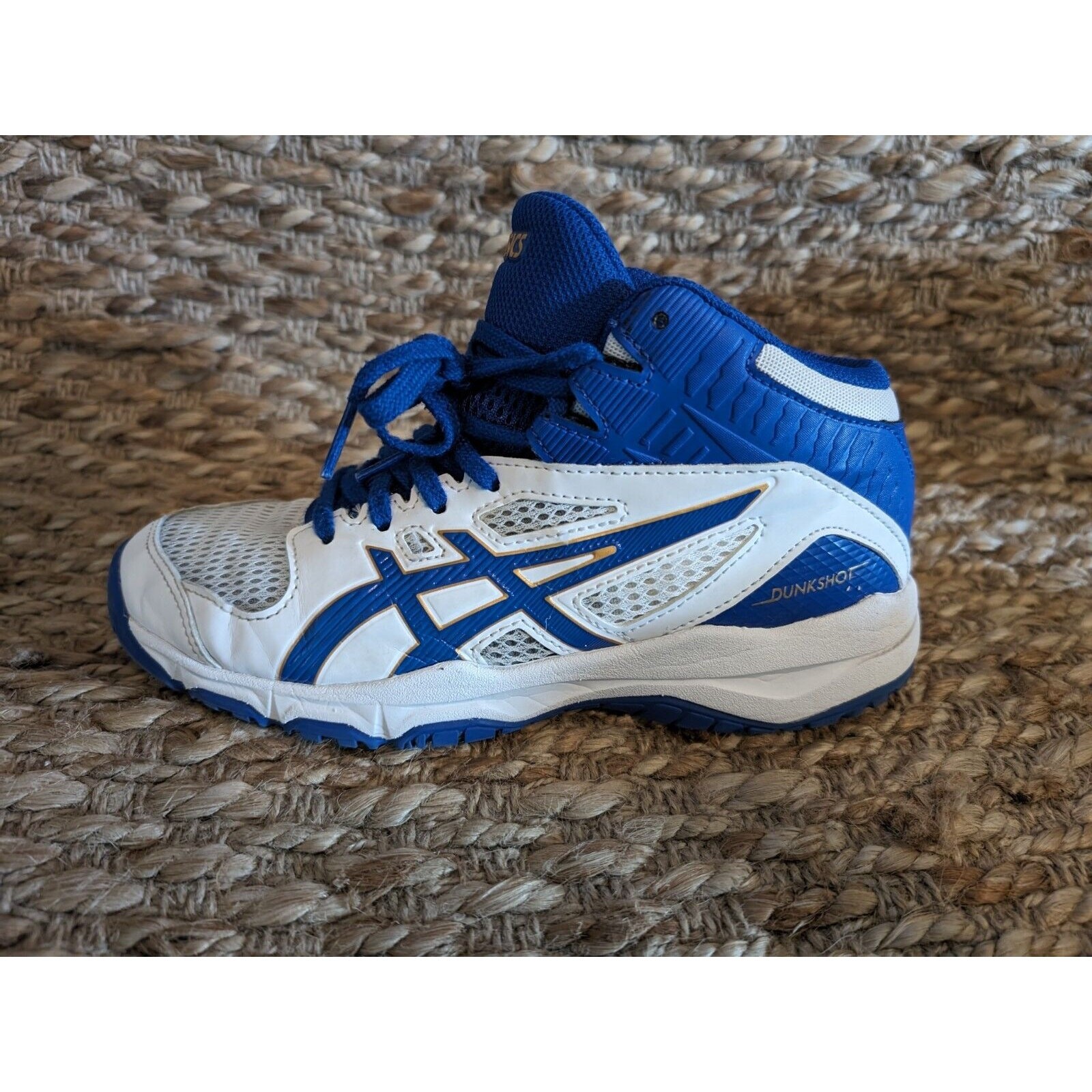 Youth Size 4 Blue And White