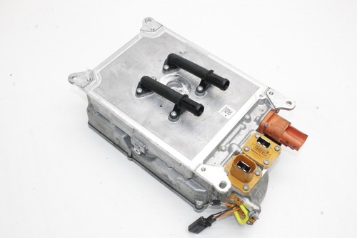 AUDI Q3 Sportback F3 Inverter 5QE915682AR 1.4 Hybrid 180KW 2024 ( Beschädigt )