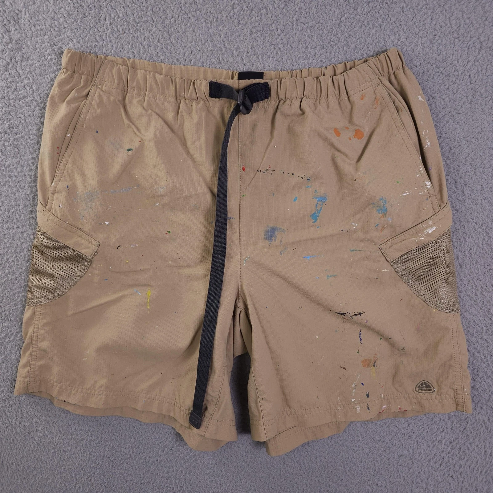 Vintage Nike ACG Shorts Mens L Beige Hiking Lined Paint Splatter Workwear Grunge