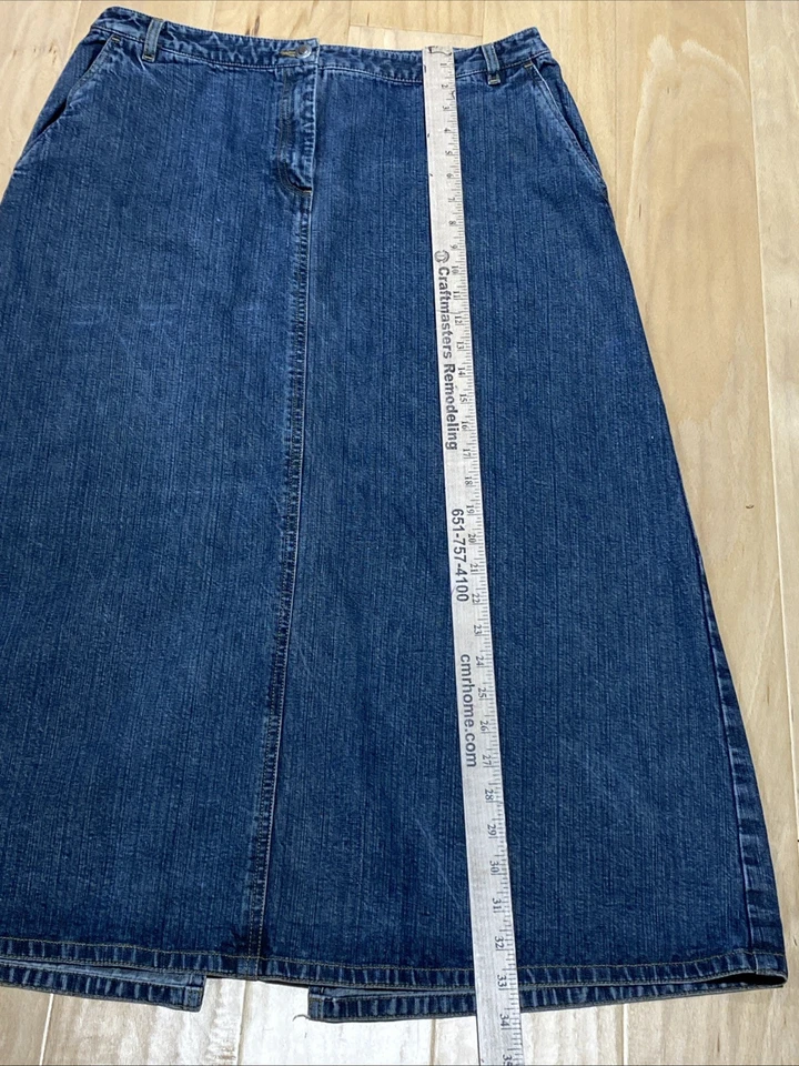 100% Cotton Ann Taylor Dark Denim Pencil Skirt Sz 14 Back Slit Thick Denim Midi - Image 3 of 4