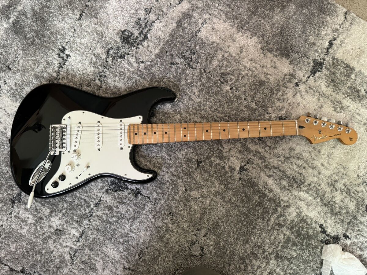 Fender G-5 VG Stratocaster -Black GREAT condition! Made In Fender G-5 VG Stratocaster -Black GREAT condition! Made In