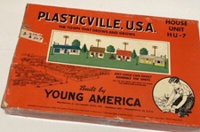 Plasticville Bachmann House Unit HU-7, Vintage Missing 1 Chimney Doghouse 1953