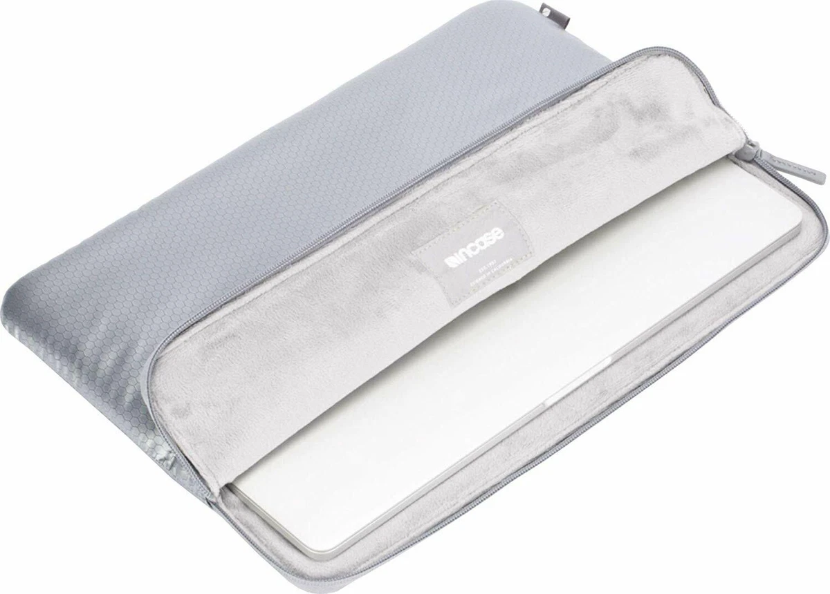Incase top slim sleeve