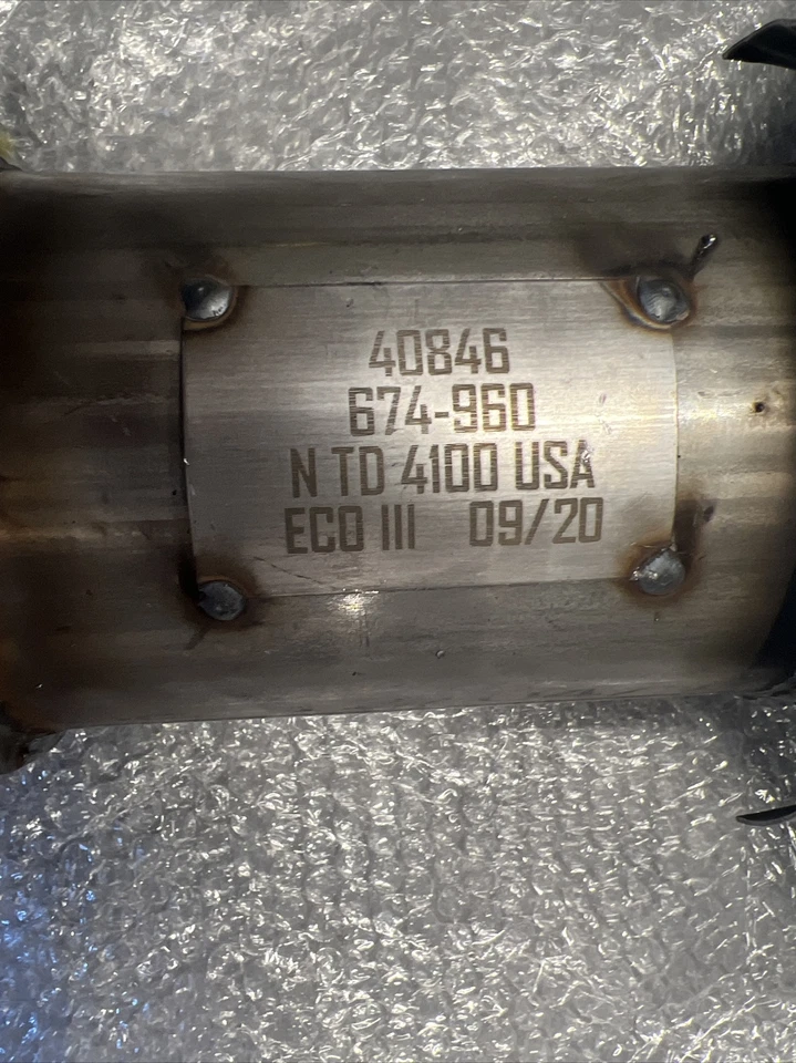 催化转换器带集成排气歧管前东制造 40846 — 第 2/4 张图片