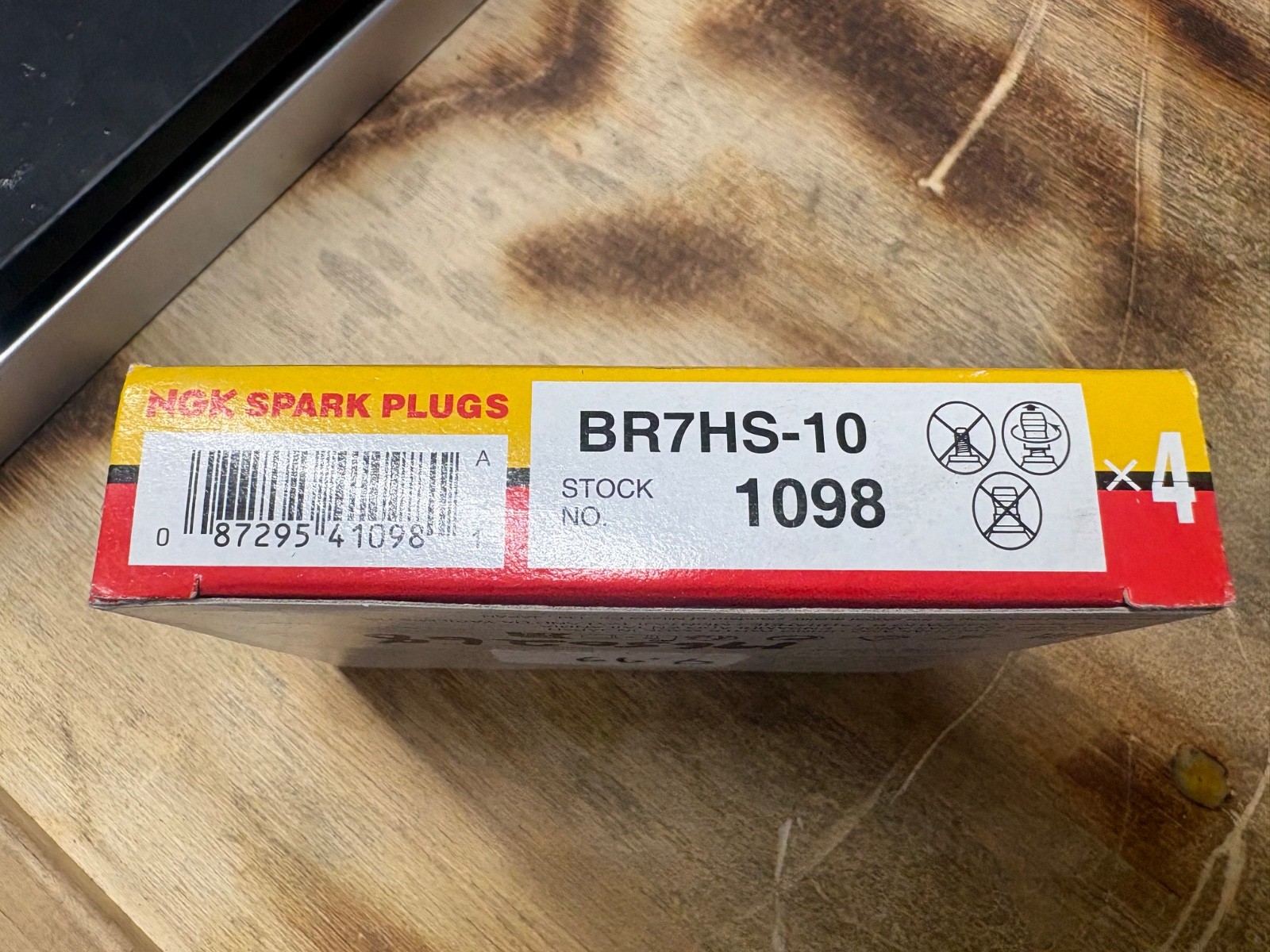 New NGK BR7HS-10 1098 Spark Plugs Pack of 4 Plugs Bujias 