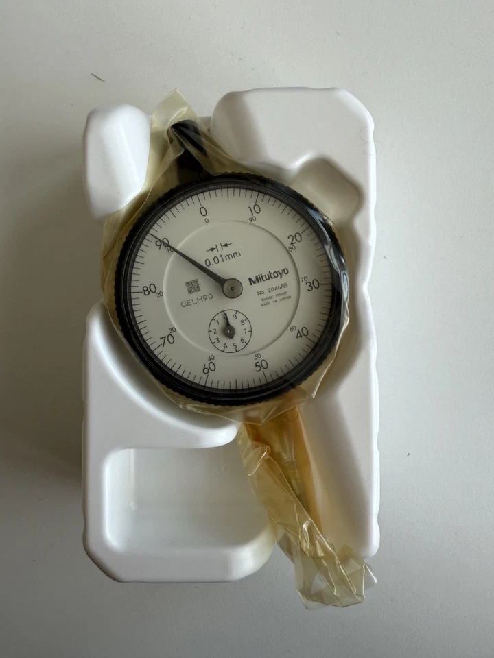 Messuhr Mitutoyo No. 2046AB 0,01mm - Händler - neuwertig mit Etui