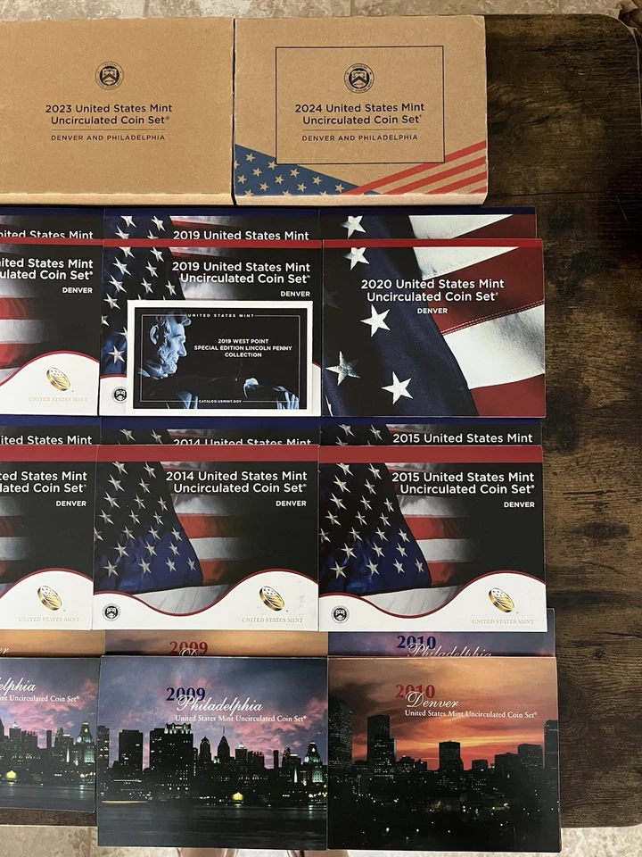 1968-2024 ejecución consecutiva 56 juegos sin circular como nuevos en Estados Unidos. Moneda de diez centavos 1976 de plata, 1996-W Foto 4 de 4