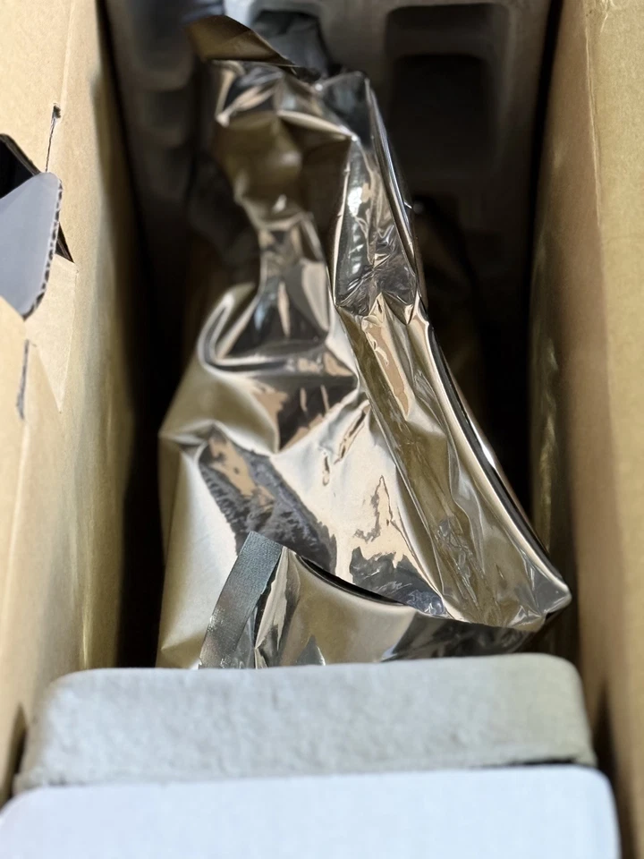 OKI C5800 / C5550 MFP Toner Cartridge – Genuine Replacement Yellow - Image 3 of 4