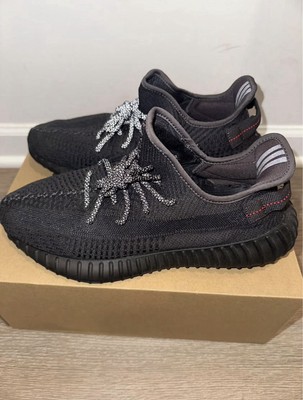 Yeezy Boost 350 V2 Black Non Reflective Size 10.5