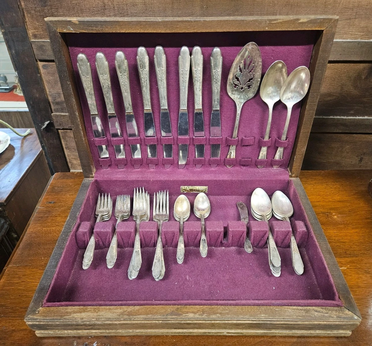 Wm. Rogers & Son Flatware-Set Antique US Silver-Plated Flatware
