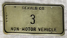 WOW 1984 # 3 DEKALB CT INDIANA OLD ORDER AMISH HORSE DRAWN BUGGY LICENSE PLATE