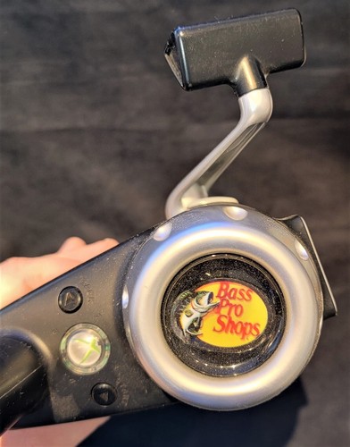 Bass Pro Shops: The Strike (Microsoft Xbox 360 2009) CIB w Fishing Rod Pole Reel - Picture 3 of 4