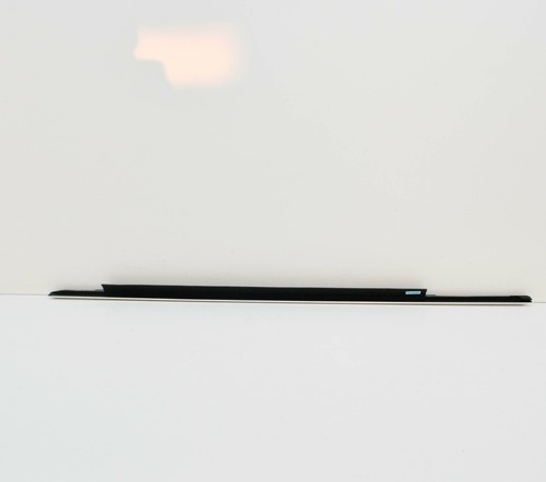 NEW AUDI A8 D4 REAR RIGHT DOOR WINDOW SLOT SEAL 4H0853764D2ZZ - Picture 2 of 9