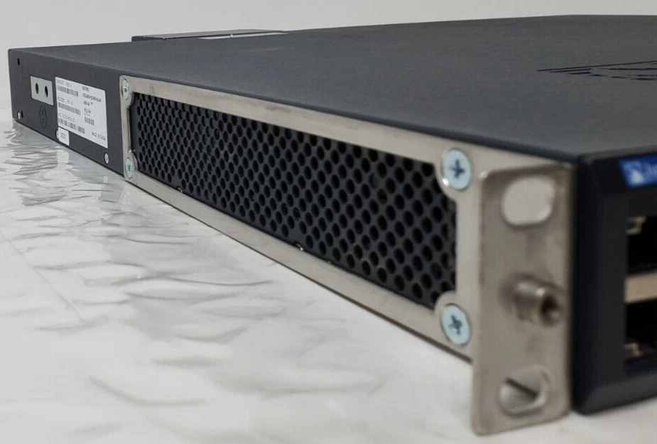 Juniper EX4200 24 Port Gigabit Switch 8 Ports PoE EX4200-24T - Image 2 of 4