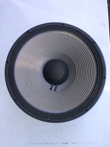 2 x JBL D220Ti Trio Titanium High Frequency Driver + 2 pc 2 x JBL D220Ti Trio Titanium High Frequency Driver + 2 pc