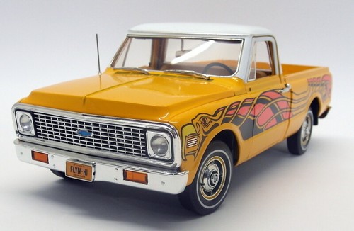 Highway 61 1/18 Scale - 50879 Chevy Fleetside Pickup Yellow Eagle - Zdjęcie 1 z 8