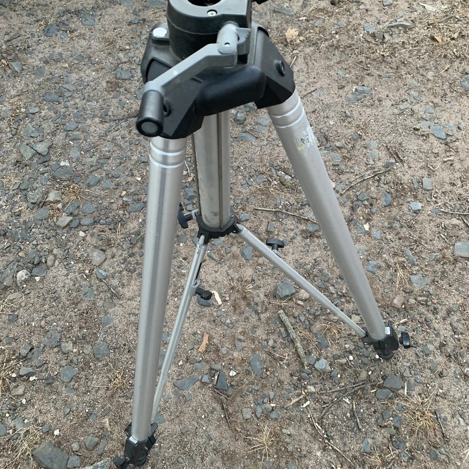 Bogen Manfrotto Tripod 3068 USED No Head - Image 4 of 4
