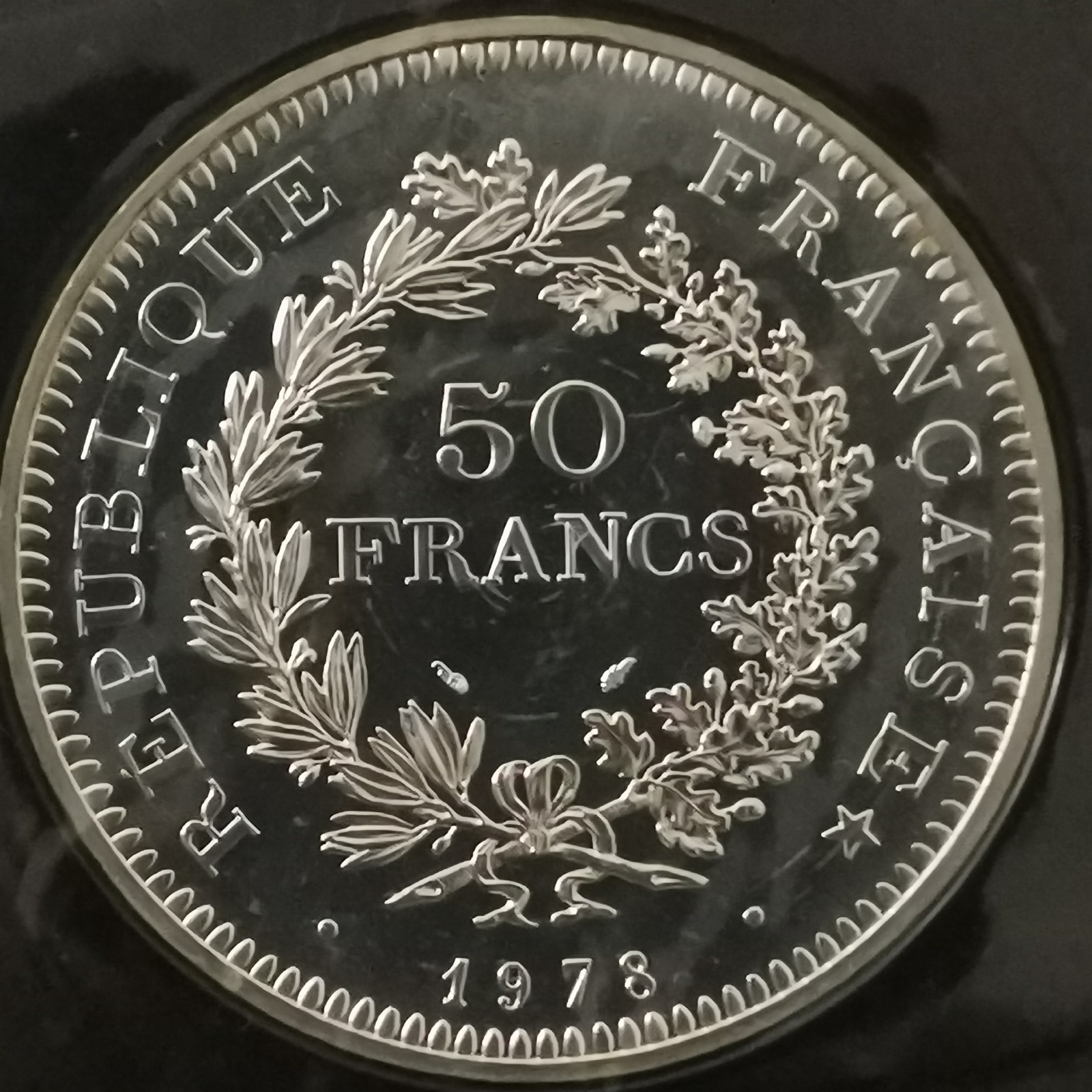 Picture 1 of 2