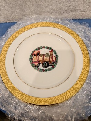 Centurion Collection Set Of 4 Holiday Plates 9414 Pure Gold Rimmed Excellent...