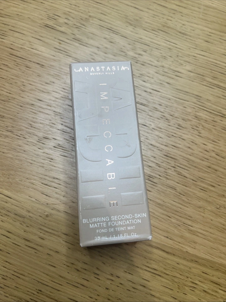 Anastasia Beverly Hills Impeccable Blurring Second-Skin Matte Foundation 1.5N - Image 2 of 4