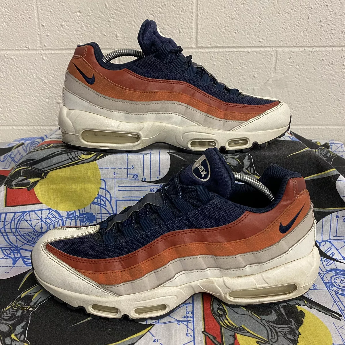 Nike air max 95 essential trainers in in white clearance 749766-108