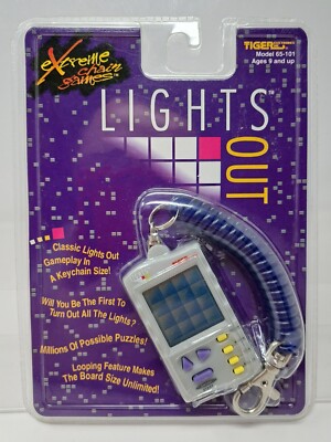 Lights Out Tiger Extreme Chain Game 1998 Handheld Key Chain NIB Factory Sealed