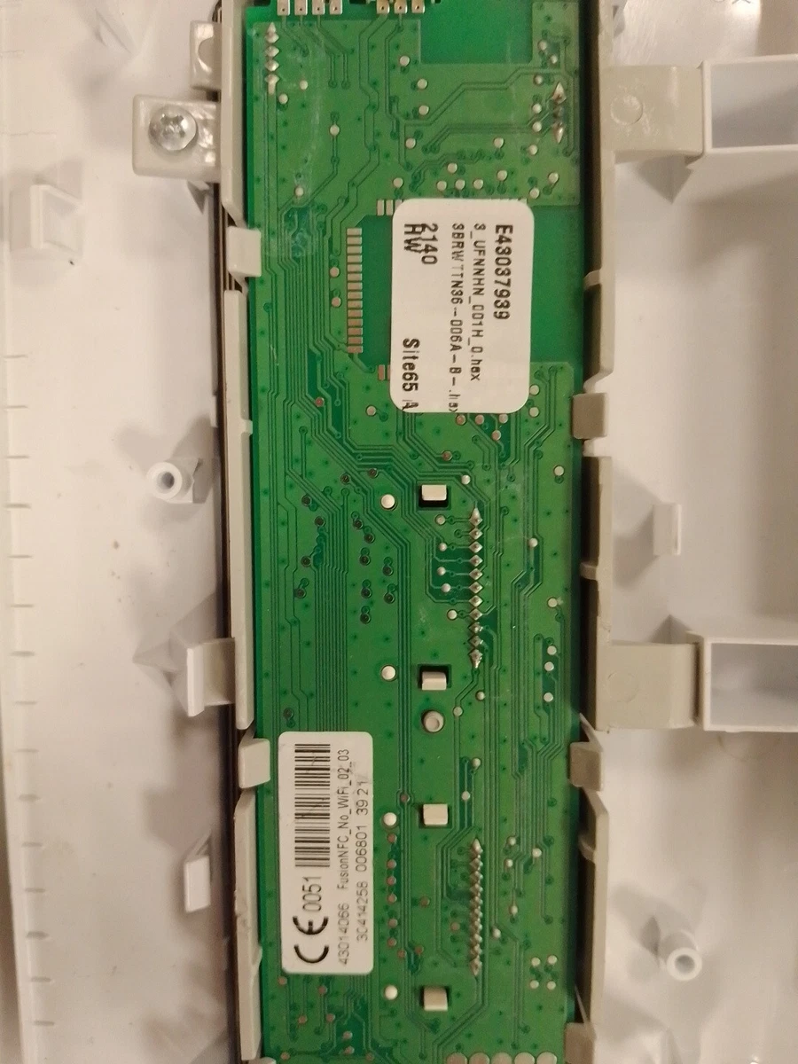Carte électronique configurée pour lave-linge