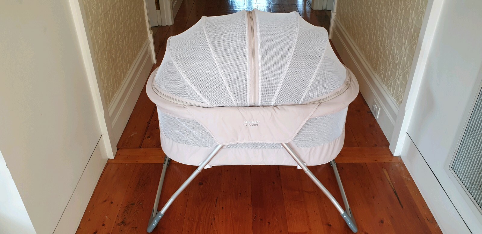 sunbury bassinet