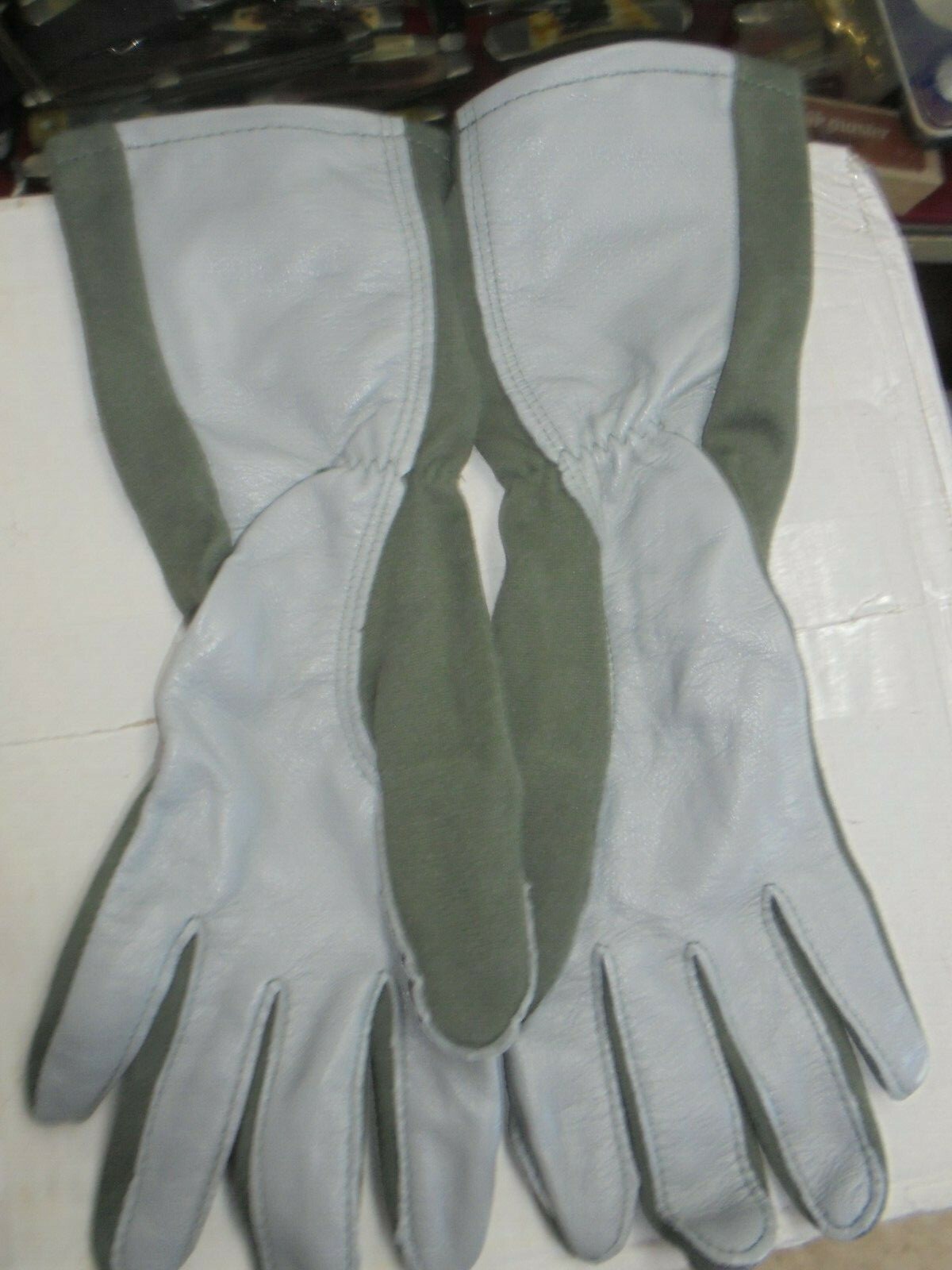 GLOVES , SUMMER FLYER'S,  GREEN   (SIZE:  10)-image