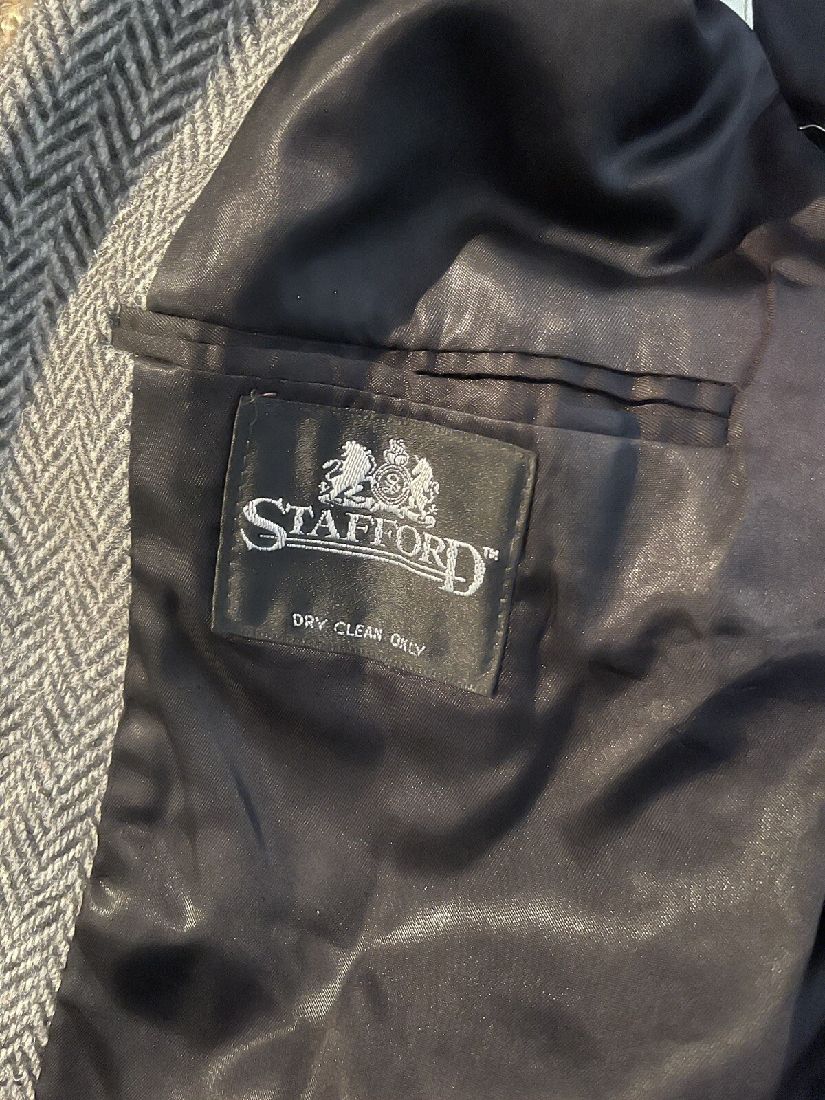 Vintage Stafford Harris Tweed Herringbone Grey 100 W… Gem