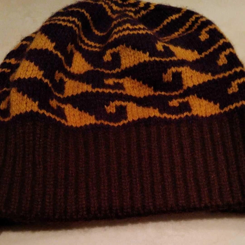 Gorro Burberry Prorsum 100 % tejido cachemir hecho en Italia púrpura camel nuevo Foto 4 de 4