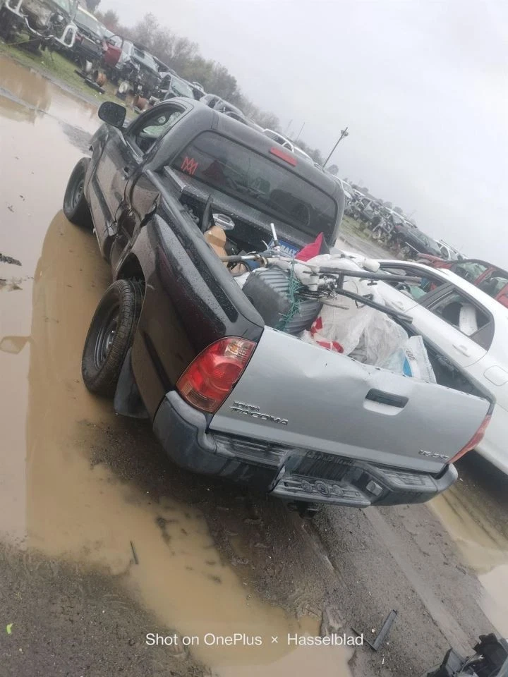 RADIATOR SHROUD 2007 TOYOTA TACOMA Foto 3 de 4