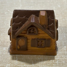 Sylvanian Families Watermill Bakery Shop Gingerbread House Calico Critter
