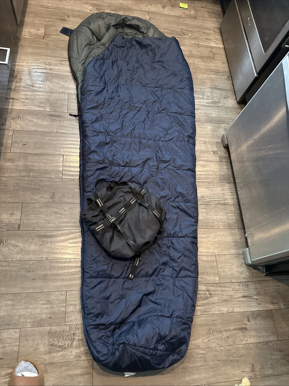 VTG Sunshine Mountain Products By Slumberjack Sleeping Bag 7 Ft Hollofil Luxury