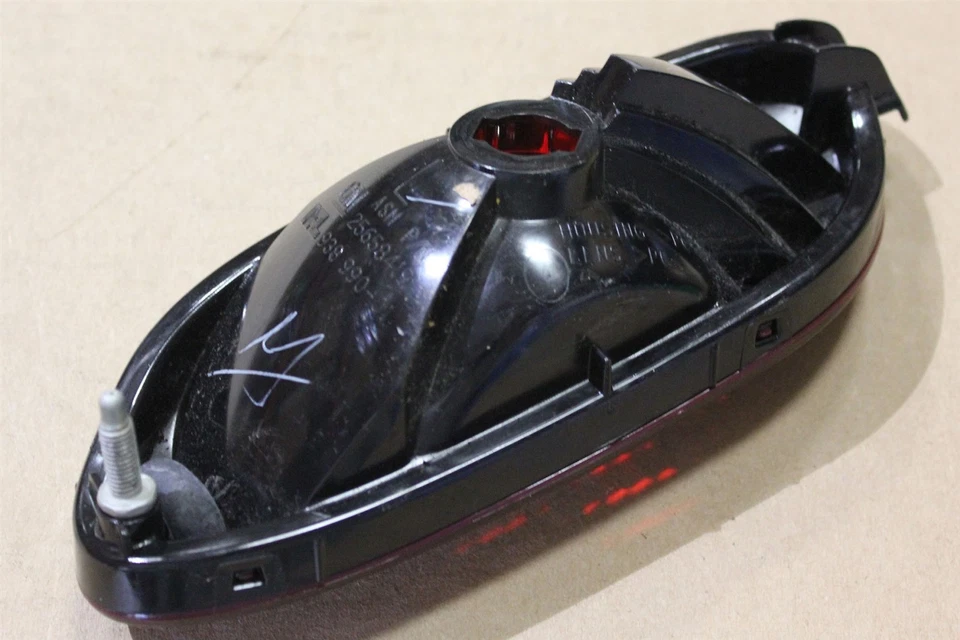 01-03 Oldsmobile Aurora Lamp 25658419 Left REAR Fog Lamp Back Up Light GM OEM - Image 3 of 4