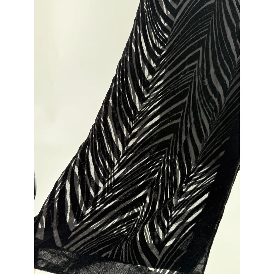 Talbots Negro Terciopelo Burnout Bufanda Envolvente Mantón Cachicho Vacaciones Glamour Fiesta Foto 2 de 4