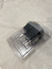 NEW Schneider Electric LMDCE571 STEPPER MOTOR INTEGRATED DRIVE 48 VDC (Ether)