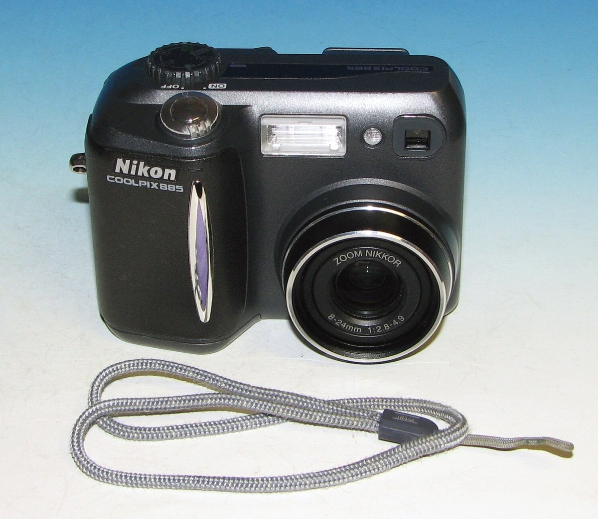 Nikon Coolpix 885 デジタルカメラ Amazon.com : Nikon Coolpix 885 3MP Digital Camera w/ 3x