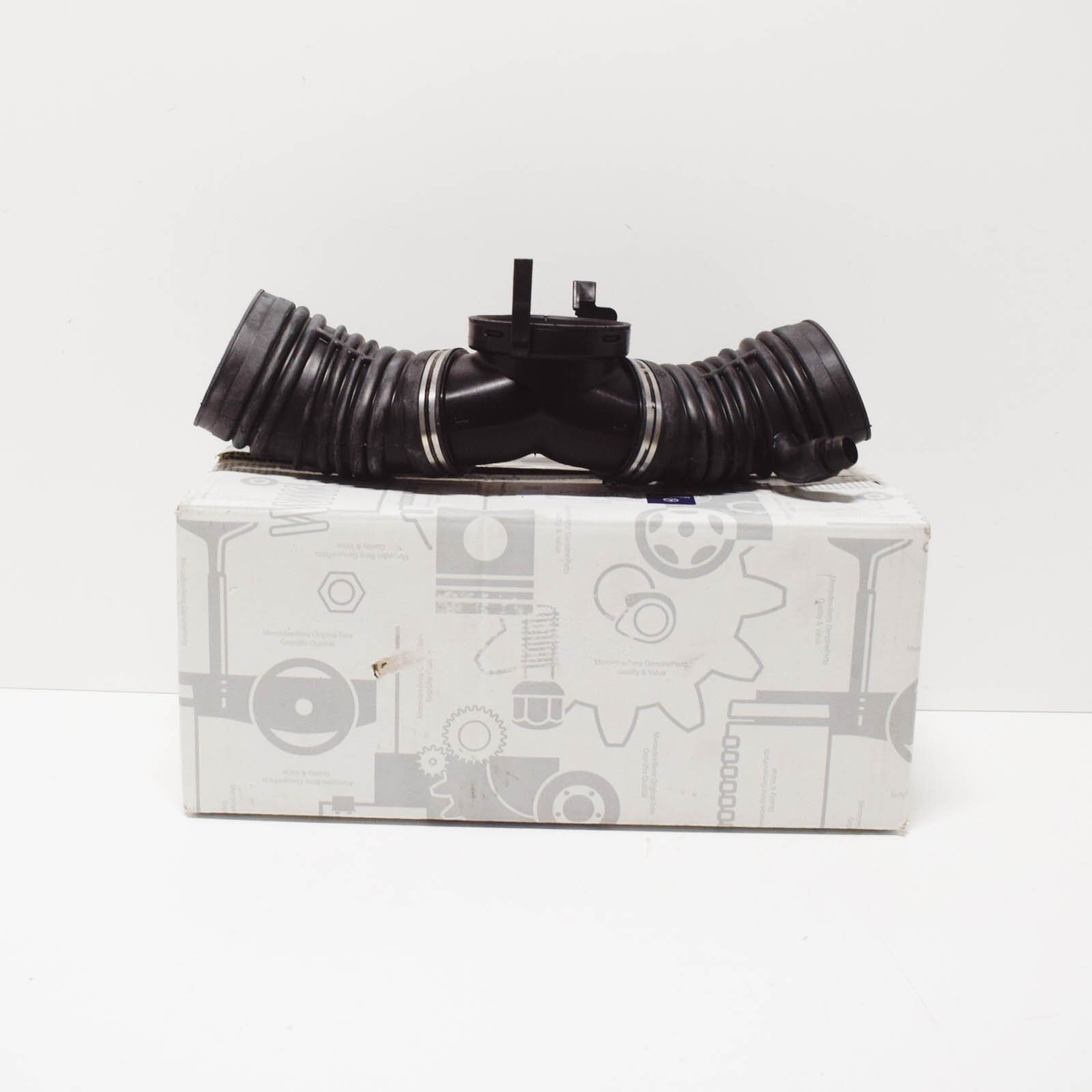 MERCEDES BENZ E W211 AMG Air Suction Pipe A1130900129