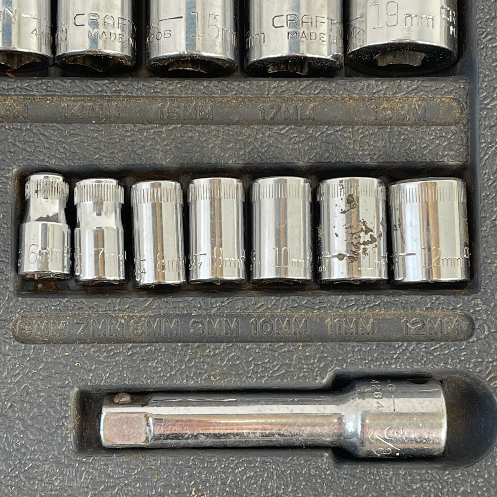 17 Pc Sears Craftsmen 1/4 & 3/8 METRIC Drive Socket Wrench Set 9-33237 Vintage