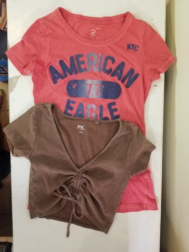 2 Junior's Tops Medium AE Red Blue ShSlv Tshirt PAC Brown ShSlv Crop Top - Picture 1 of 13