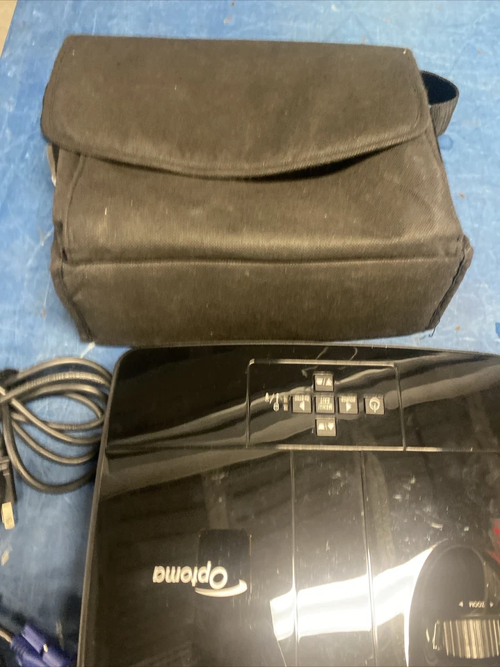 optoma projector DX550 DLP For Parts Or Replacement Black - Image 4 of 4