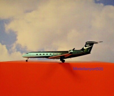 JC Wings 1:200  Gulfstream G550  Private  N3546  Modellairport500