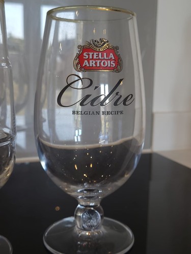 STELLA ARTOIS - Cidre - 2/3 pint - Stem glasses - 16cm tall - VGC - Picture 2 of 3