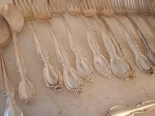 International Silver Wm Rogers PRECIOUS MIRROR, 1954, 40 pieces - Picture 6 of 6