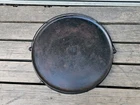 Wagner Sidney #14 Cast Iron Round Griddle with Bailed Handle