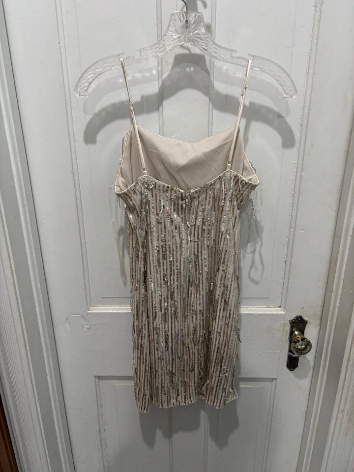 Trixxi Junior's Clip Shimmer Dress Gold Size Small Flapper for 1920's  Halloween - Image 2 of 4